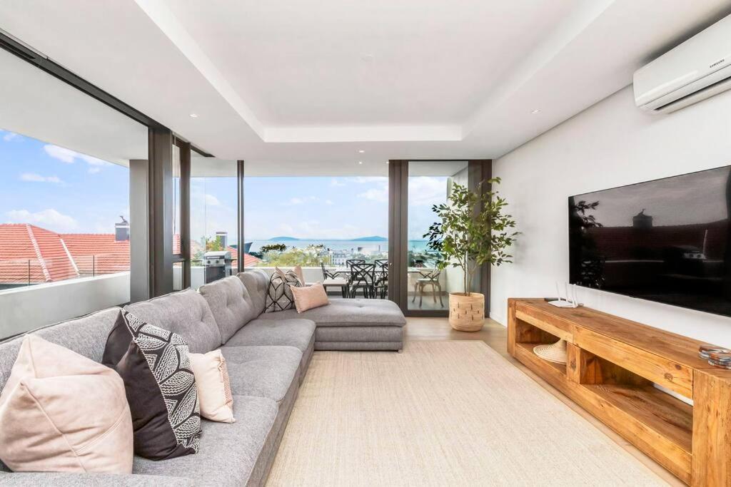 Elegant 3-bedroom Retreat